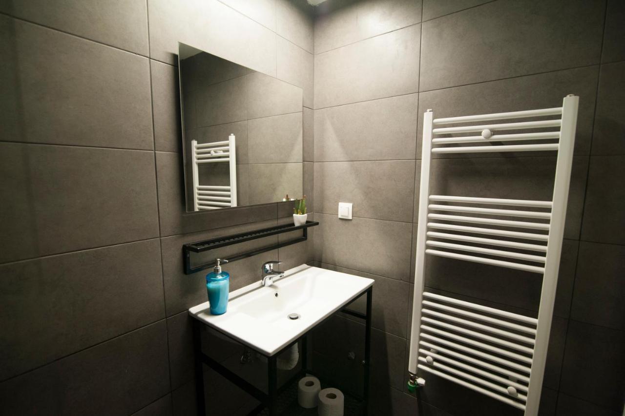 Mazi Rooms Venizelou 테살로니키 외부 사진
